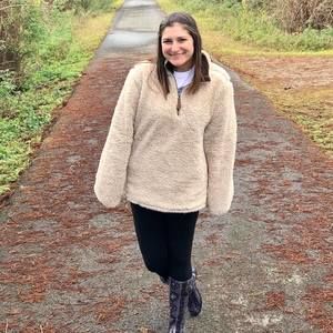 Meet your Posher, Nora